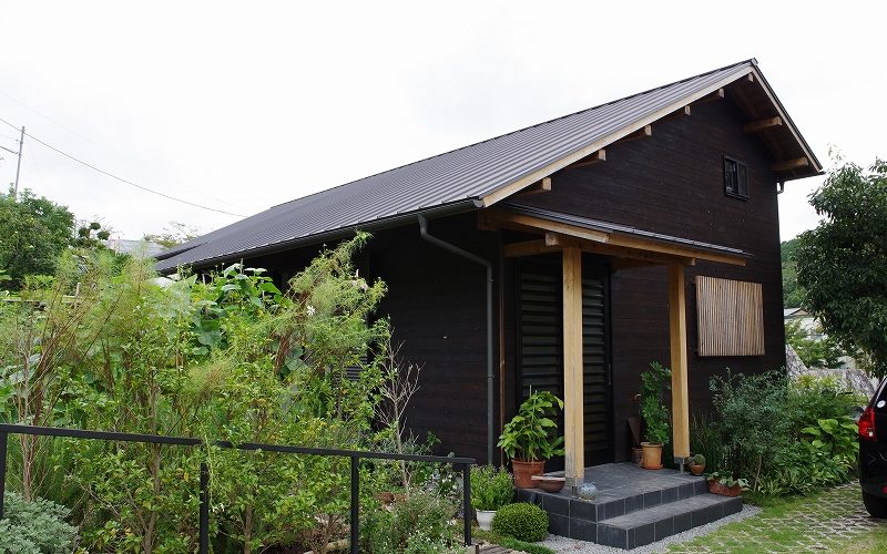 雨の日の家 部屋 の換気方法 窓を開けてはいけない理由 株式会社 宮下は神戸市北区の 木の家 工務店です